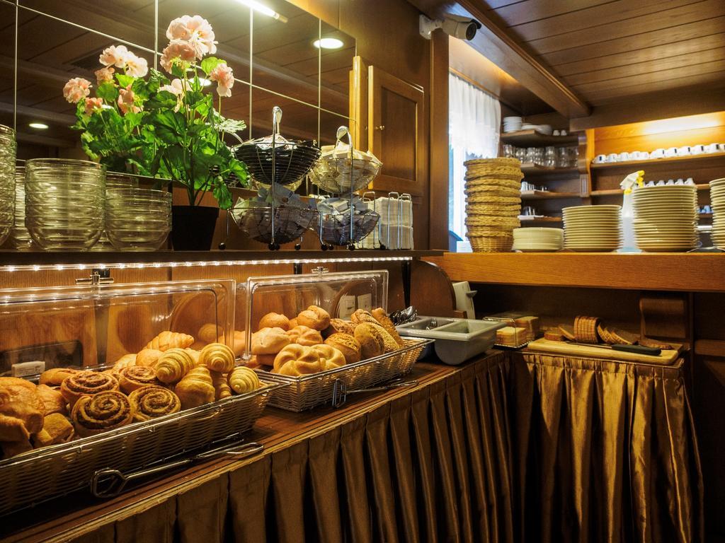 Hotel Lenas 3*