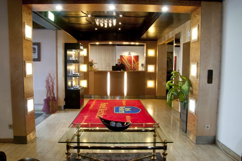Lenas Hotel 3*