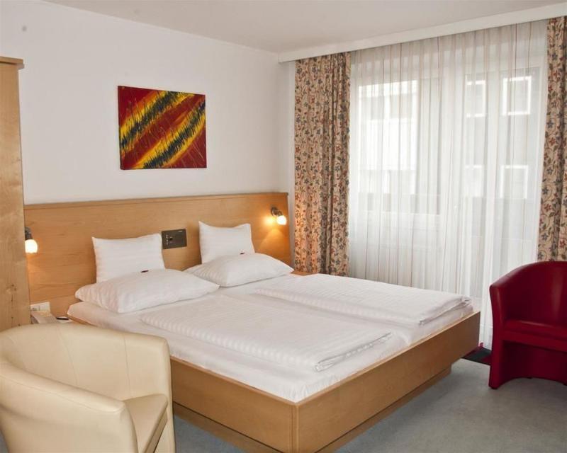 Hotel Lenas 3*