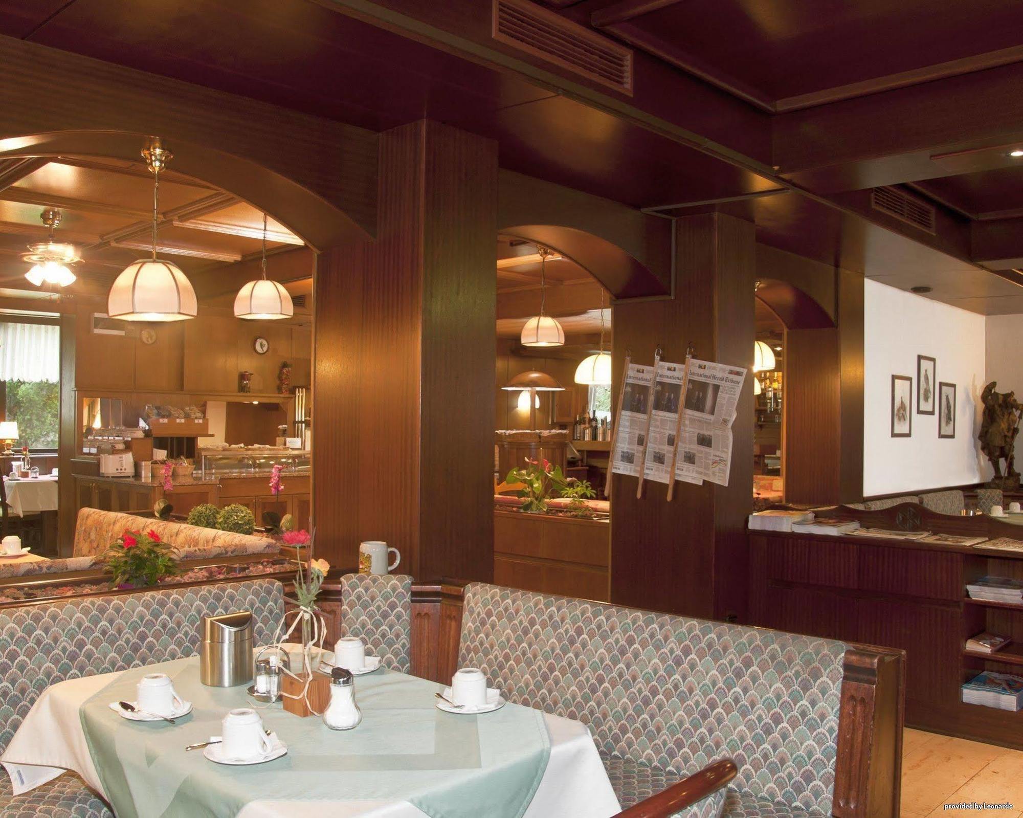 Lenas Hotel
